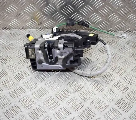 Mercedes-Benz GLC X253 C253 Rear door lock A2220064099