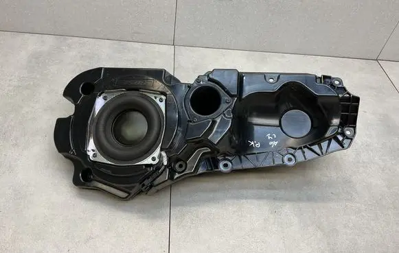 Audi A6 S6 C7 4G Front door speaker 4G0035297
