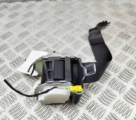 Mercedes-Benz C W205 Rear seatbelt A2058600685