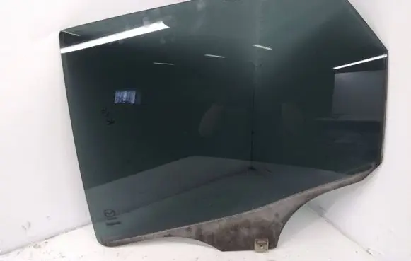 Mazda CX-7 Rear door window glass