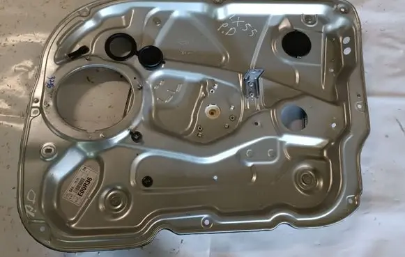 Hyundai ix 55 Front window lifting mechanism without motor