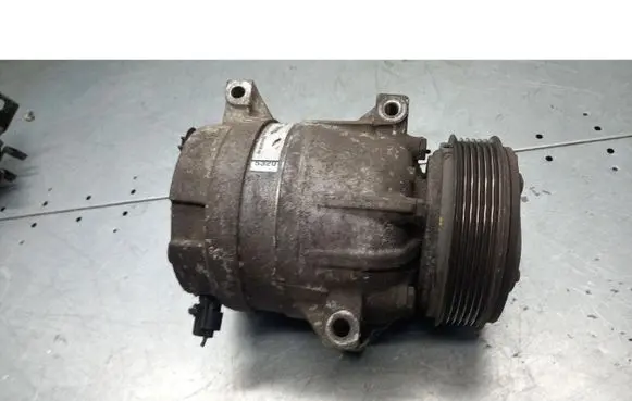 Renault Laguna II Air conditioning (A/C) compressor (pump)