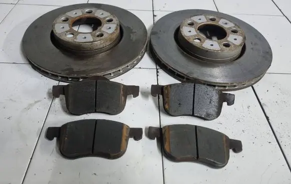Volvo S80 Front brake disc