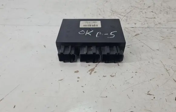 Volkswagen PASSAT B5.5 Comfort/convenience module 1J0959799S