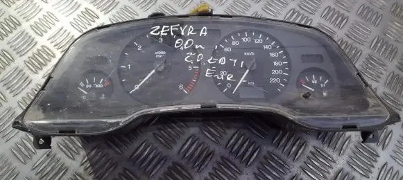 Opel Zafira A Speedometer (instrument cluster) 09228758 351185000