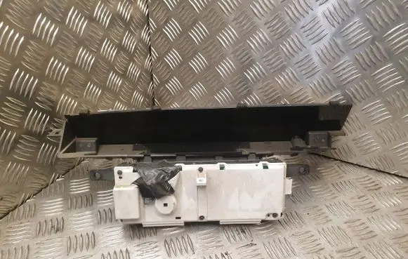 Toyota Prius (NHW20) Speedometer (instrument cluster) 79362030