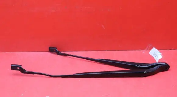 Opel Mokka Front wiper blade arm 9822931880