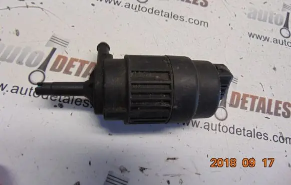 Mitsubishi Space Star Windscreen/windshield washer pump