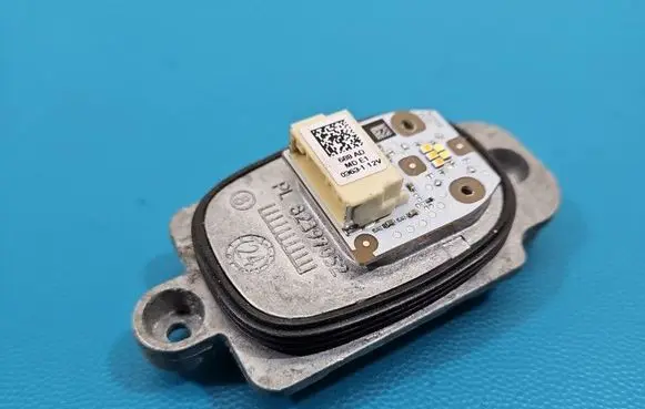 Skoda Octavia Mk4 LED ballast control module 688AD IMPRK1536859