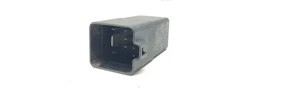 Volvo S60 Glow plug pre-heat relay 0281003047 20131121