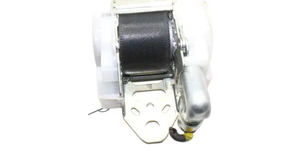 Lexus CT 200H Front seatbelt 7X3270P