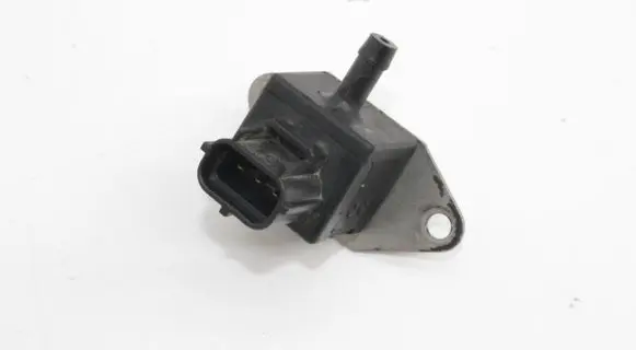 Jaguar XK - XKR Fuel pressure sensor 3R3E9F972AA