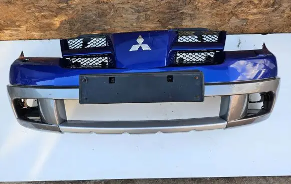 Mitsubishi Outlander Front bumper