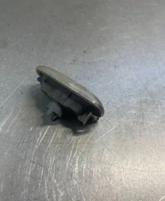 Audi A6 S6 C6 4F Front fender indicator light 4B0949127