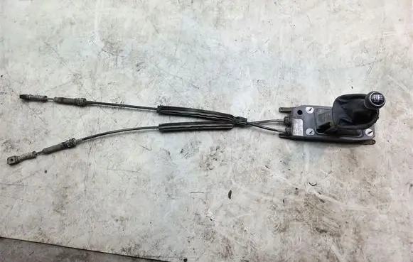 Volkswagen Touran I Gear shifter/selector 1K0711061B