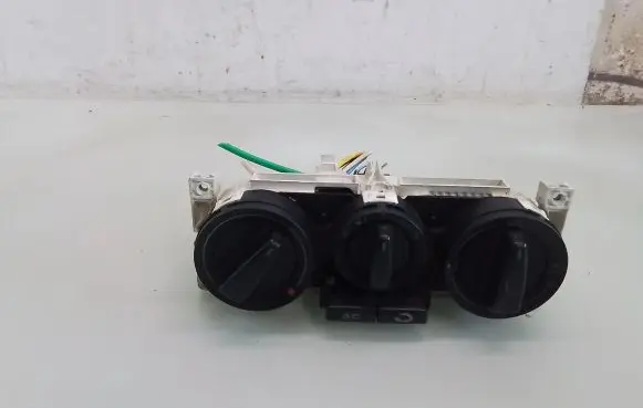 Skoda Octavia Mk1 (1U) Climate control unit