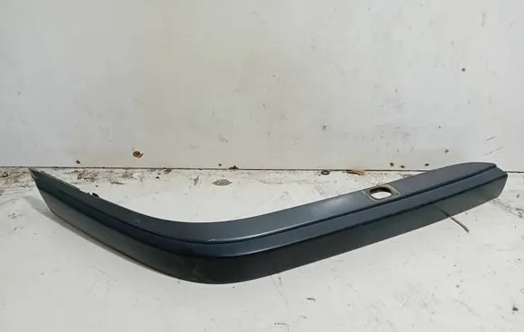 BMW 7 E38 Front bumper splitter molding 51118125310