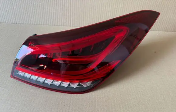 Rear/tail lights