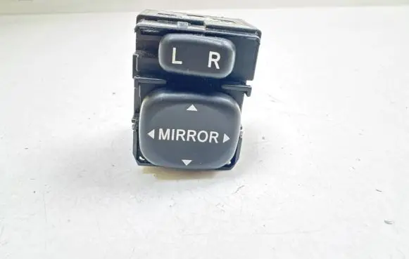 Toyota Corolla Verso E121 Wing mirror switch 183574
