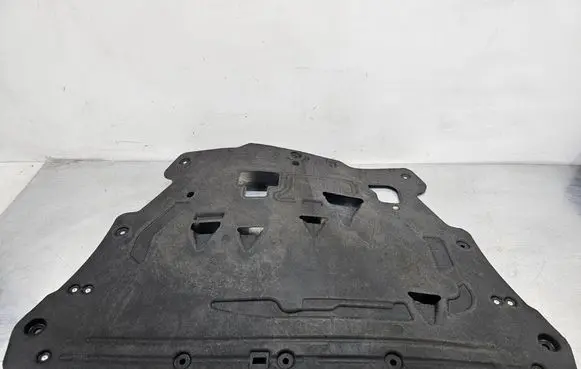 Volvo S60 Engine splash shield/under tray 32226491
