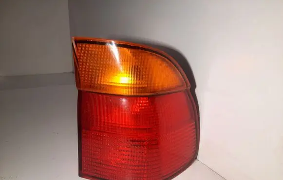 BMW 5 E39 Rear/tail lights 8361672