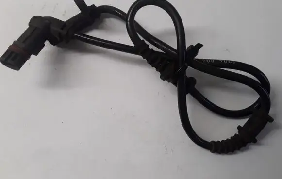 Mercedes-Benz C W203 ABS brake wheel speed sensor A2035400417