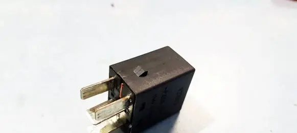 Volvo S40, V40 Other relay V23074