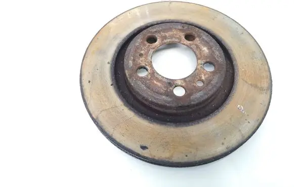 Volkswagen Golf IV Front brake disc