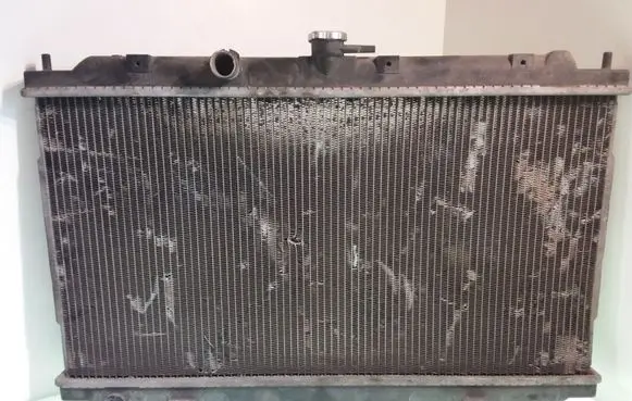 Nissan Almera N16 Coolant radiator