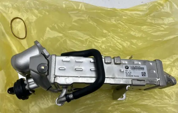 BMW 5 F10 F11 Oil pump 8476993