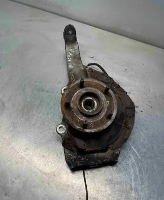 Jeep Grand Cherokee Front wheel hub spindle knuckle 52090178A