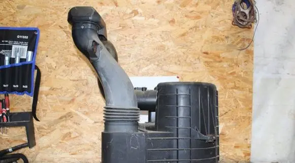 Nissan Cab Star Coolant heater control valve CABSTAR