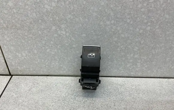 Skoda Superb B8 (3V) Electric window control switch 5G0959855L