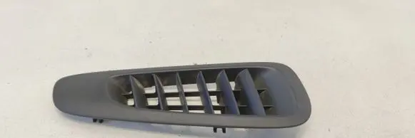 Mercedes-Benz Vito Viano W639 Dashboard air vent grill cover trim A6398310100 6398310100