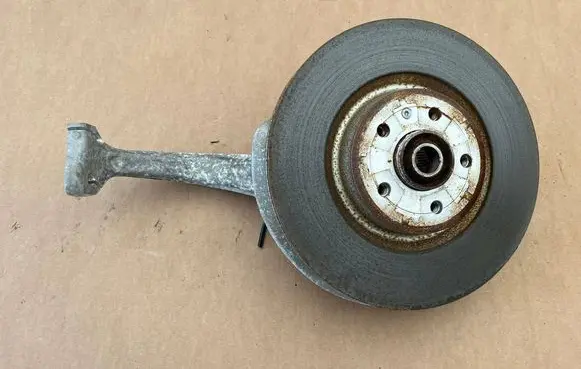 Audi Q5 SQ5 Front wheel hub spindle knuckle 4G0407241C