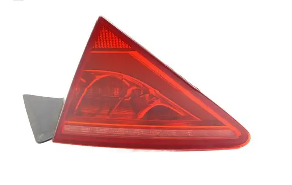 Audi A7 S7 4G Tailgate rear/tail lights 4G8945094