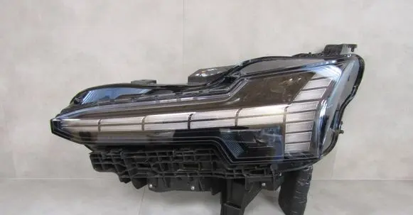 Volvo EX30 Headlight/headlamp 80000401 20231222