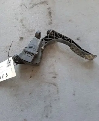 Audi A6 S6 C6 4F Accelerator throttle pedal 4F1723523B