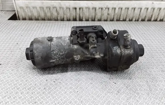 Volkswagen Polo III 6N 6N2 6NF Oil filter mounting bracket 045115389