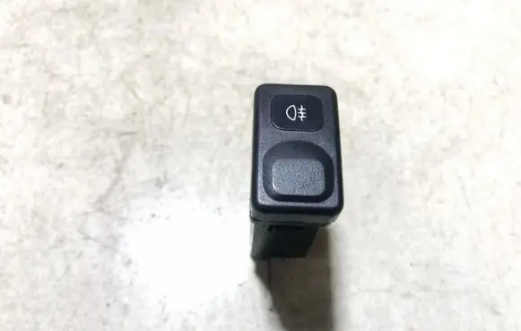 Fog light switch