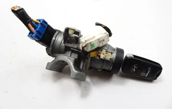 Hyundai ix20 Ignition lock egeq