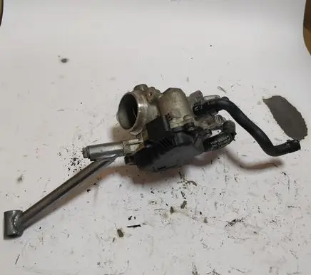 Audi A1 Throttle valve 04L128059AA