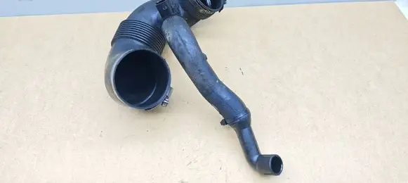 Mercedes-Benz CLK A209 C209 Turbo air intake inlet pipe/hose A6120940008