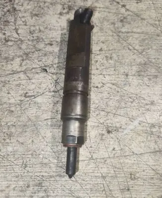 Fuel injector