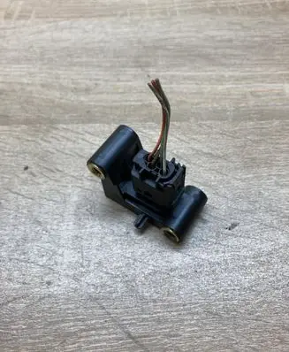 BMW 5 E60 E61 Airbag deployment crash/impact sensor 6977398