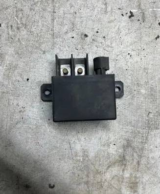 Mercedes-Benz E W211 Charging relay A0025423819