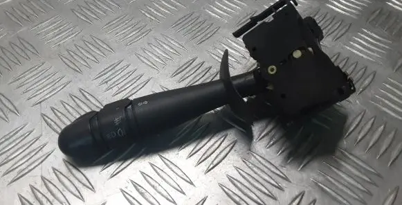 Renault Laguna II Indicator stalk 8200012245