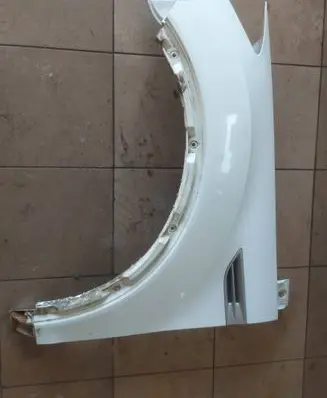 Ford Kuga I Fender 8V4116016A 8V4116016B