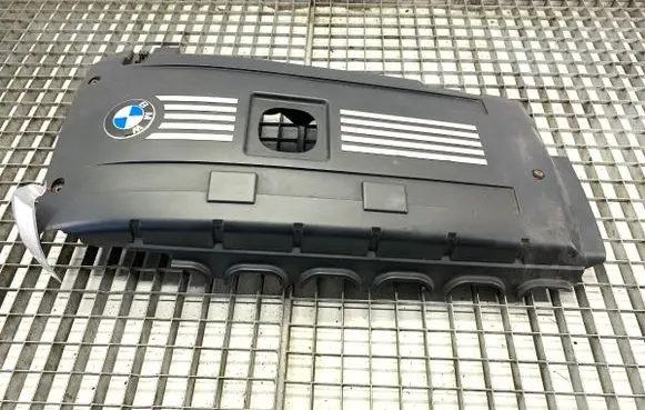 BMW 5 E60 E61 Engine cover (trim) 7575034