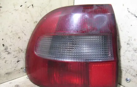 Volvo S40, V40 Rear/tail lights